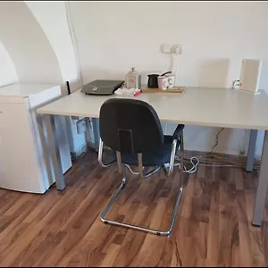 Apartment Unique Near Tivoli, Laibach